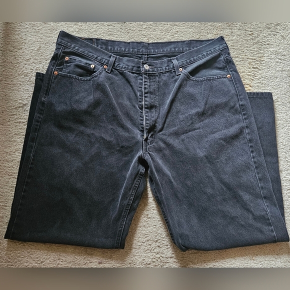 Levis 550 Relaxed Fit Black Denim Jeans Mens 44x32 - Picture 2 of 5